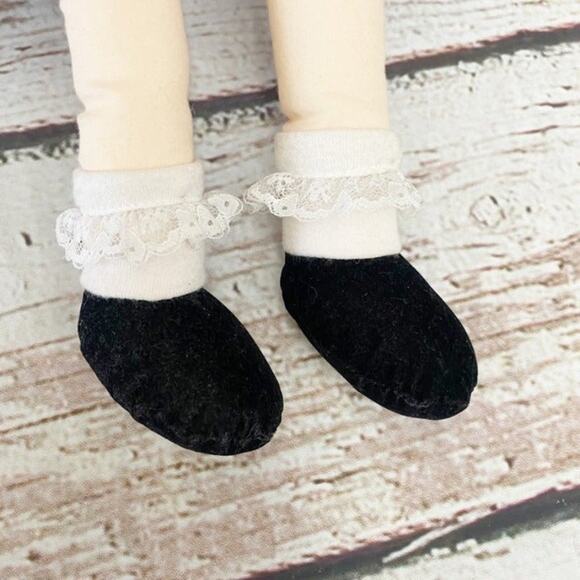 EDEN Vintage 1994 Madeline Plush Doll - Picture 6 of 10